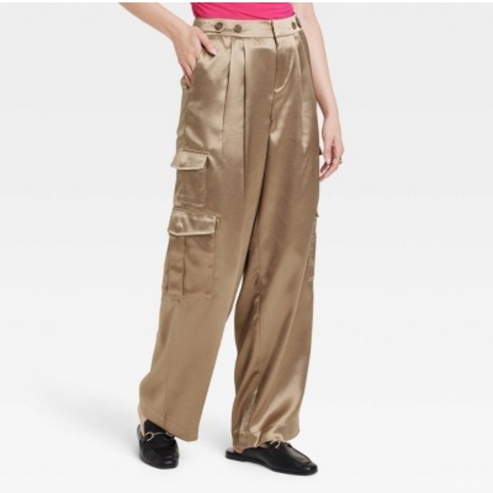 NWT Target A New Day Satin Cargo Pants - size 6